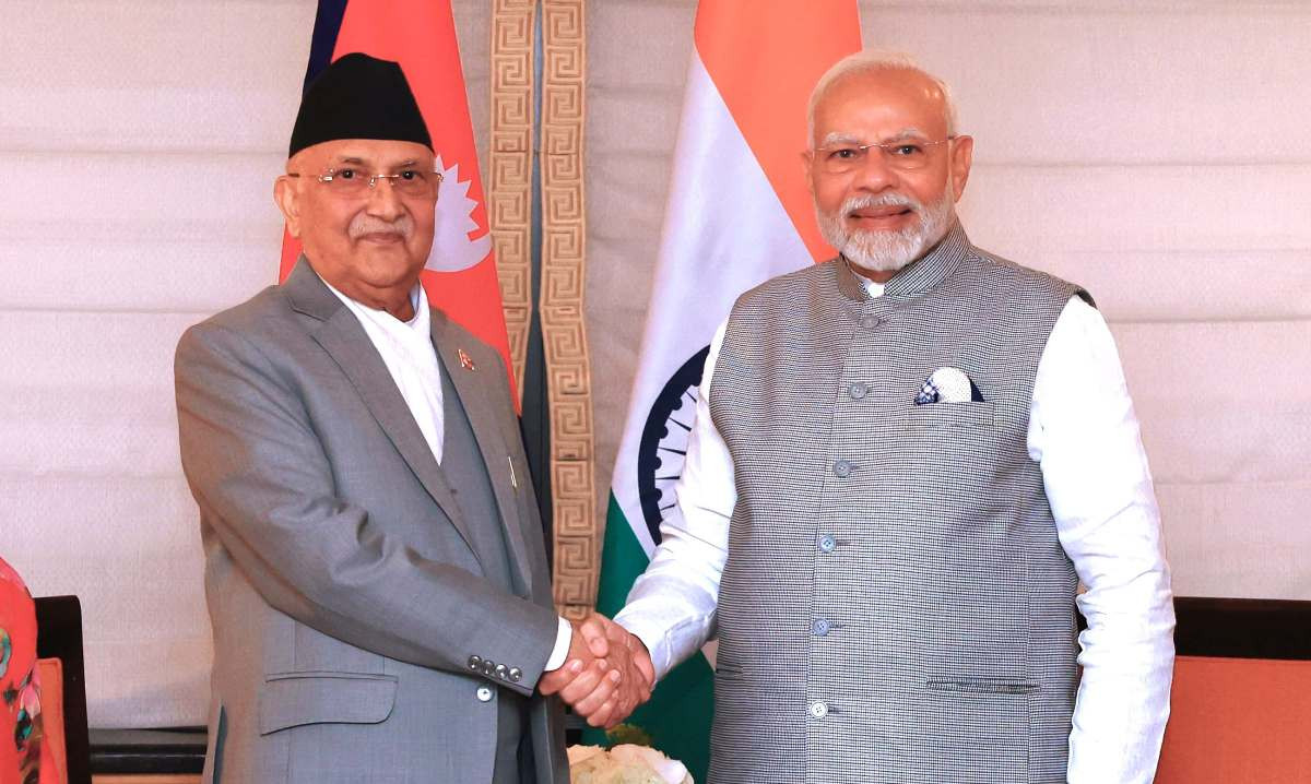 pm-kp-oli-with-indian-pm-modi.jpg