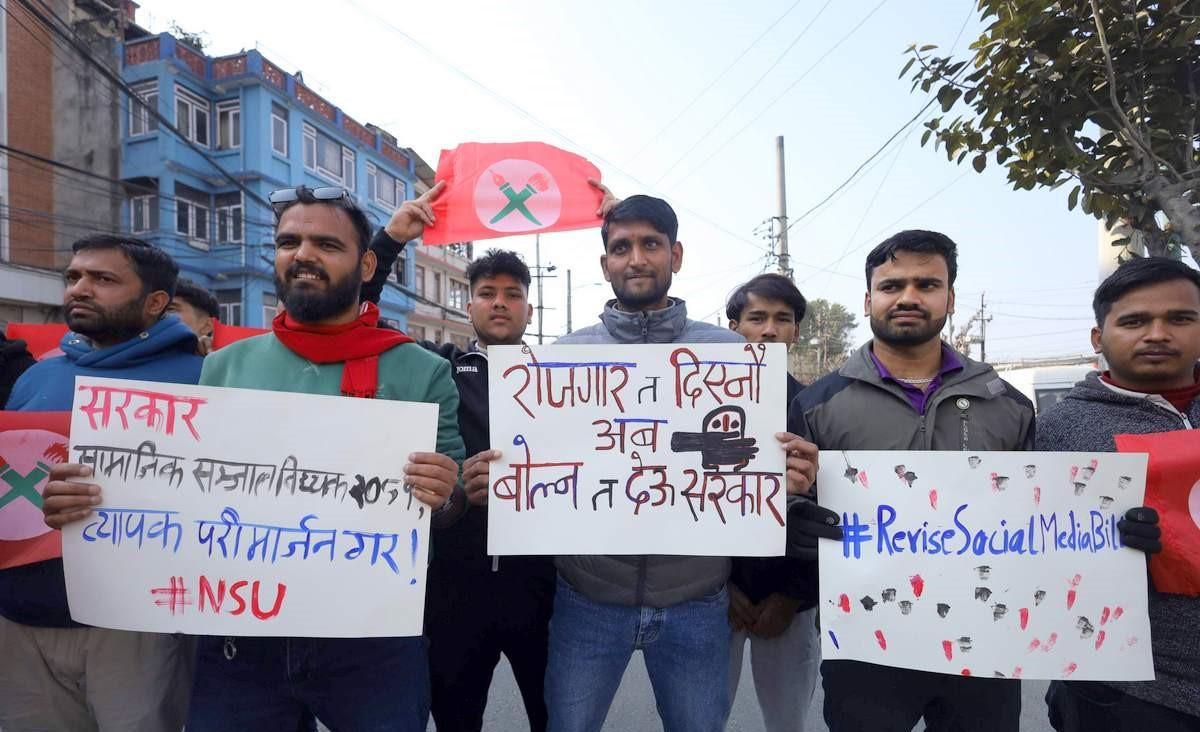 social-media-act-protest-(12)_Z0gaaCcNq6.jpg